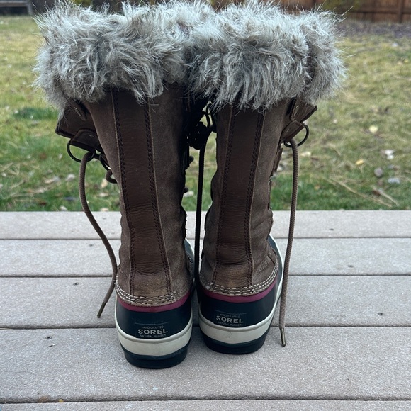Sorel Joan of Arctic Winter Snow Boots - Picture 7 of 8